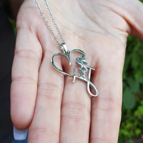 Faith Heart Necklace - Picture 3 of 4